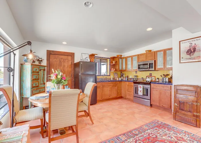 Near Hiking: Mtn-view Retreat Apartment Tucson